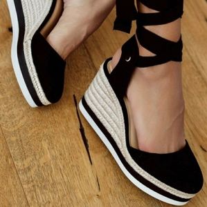 JLo Spadille Wedges (Never Worn)